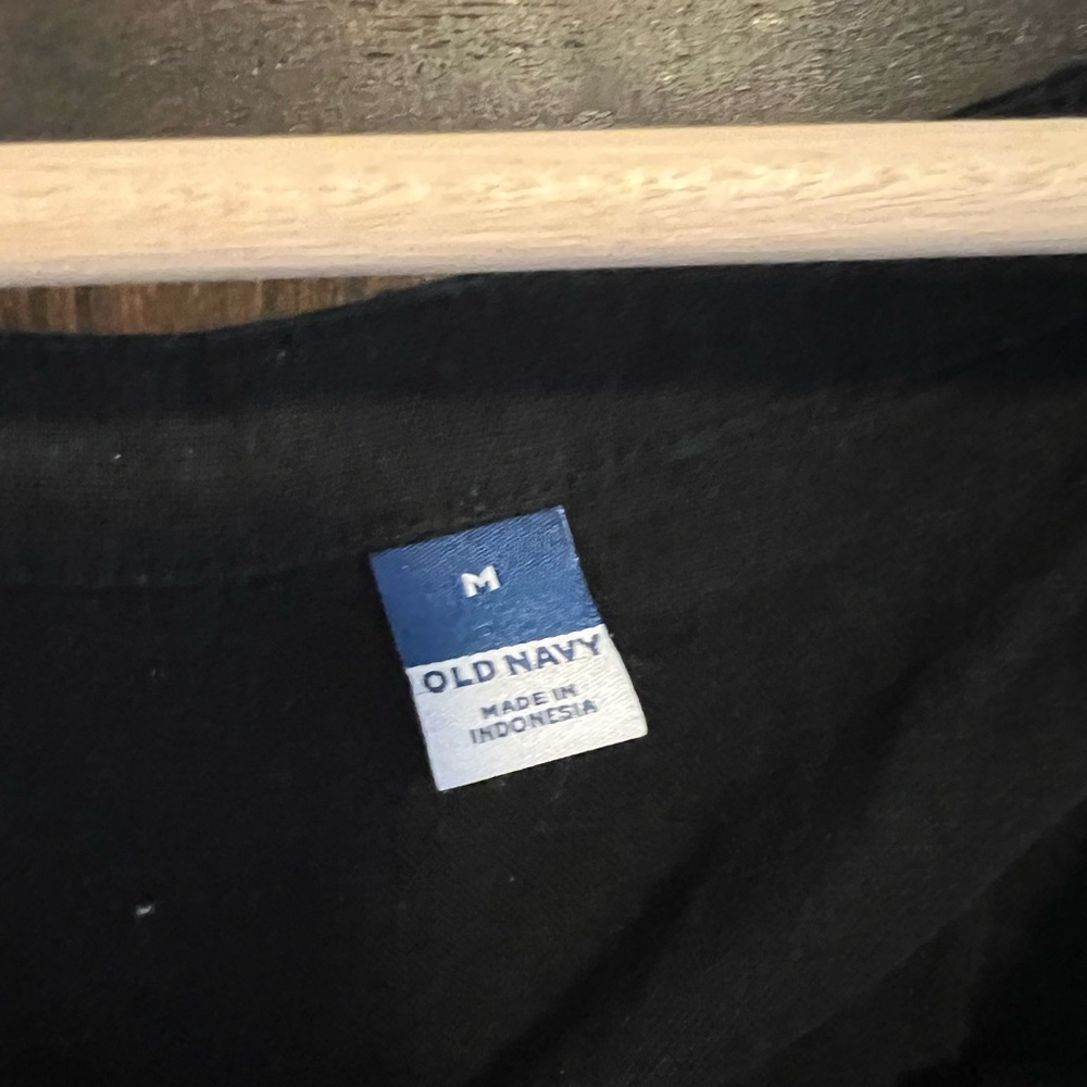 Old Navy crop top